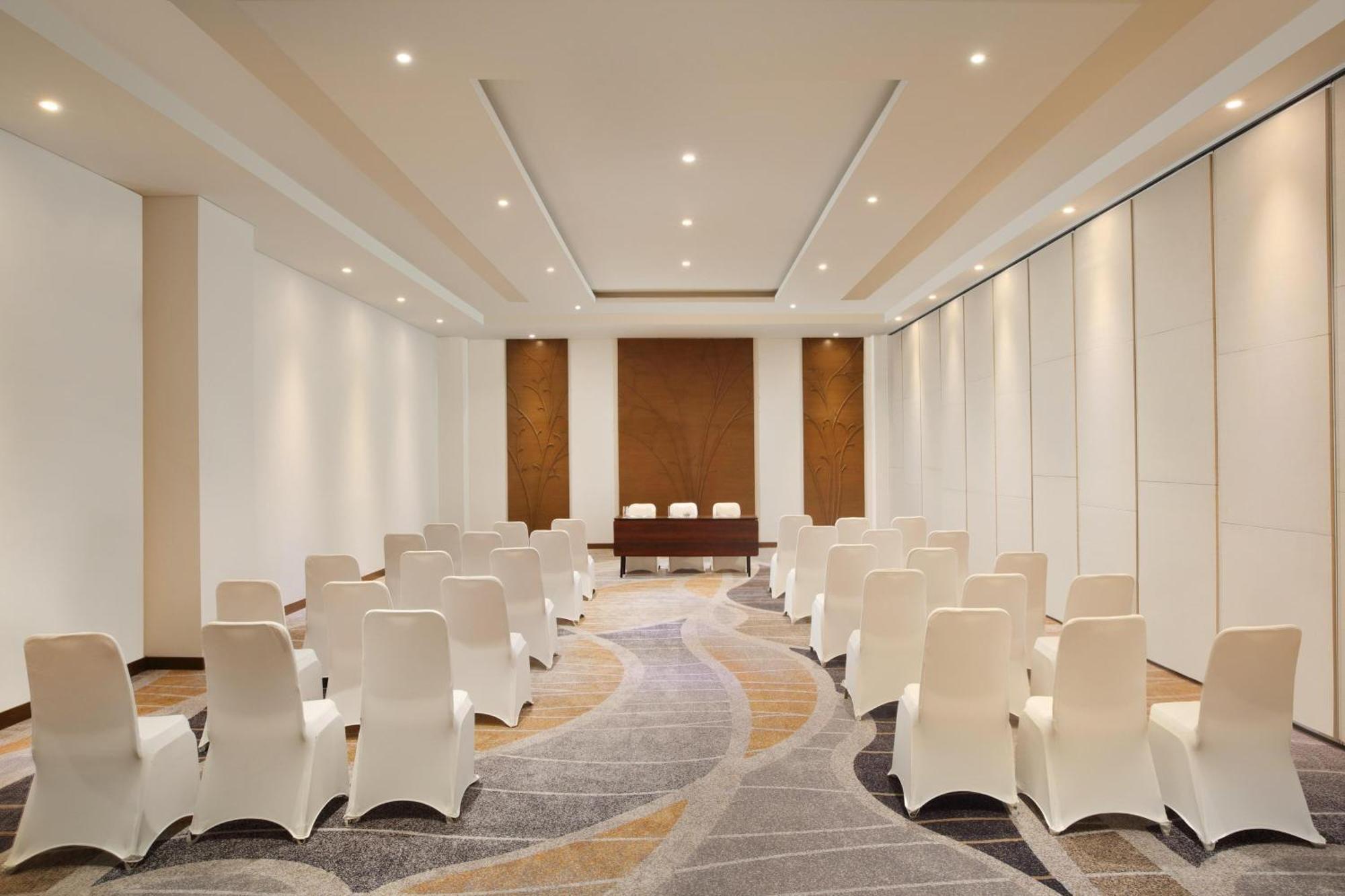Four Points By Sheraton מנאדו מראה חיצוני תמונה