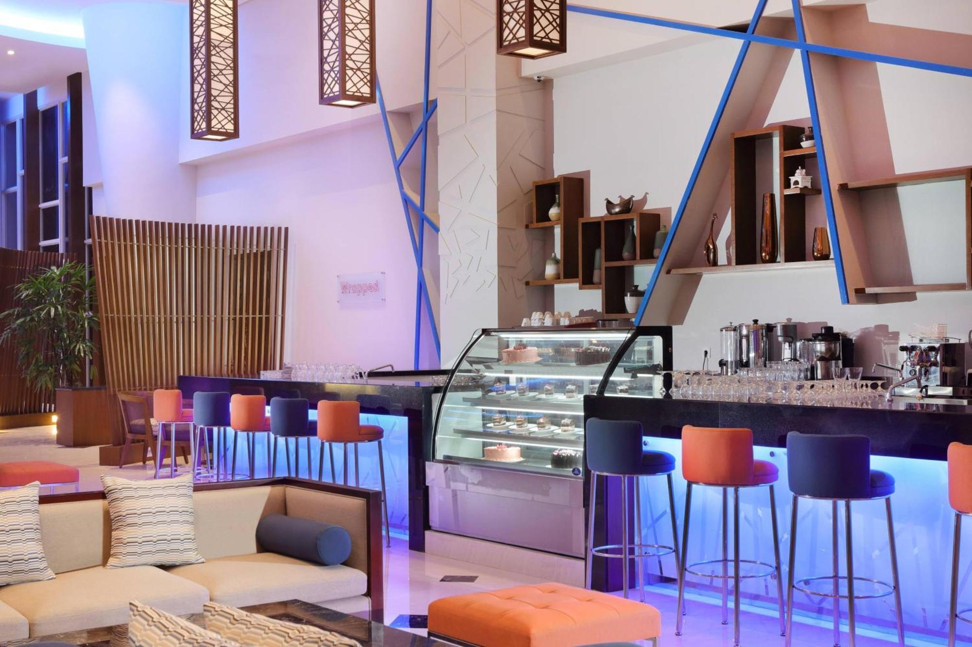 Four Points By Sheraton מנאדו מראה חיצוני תמונה