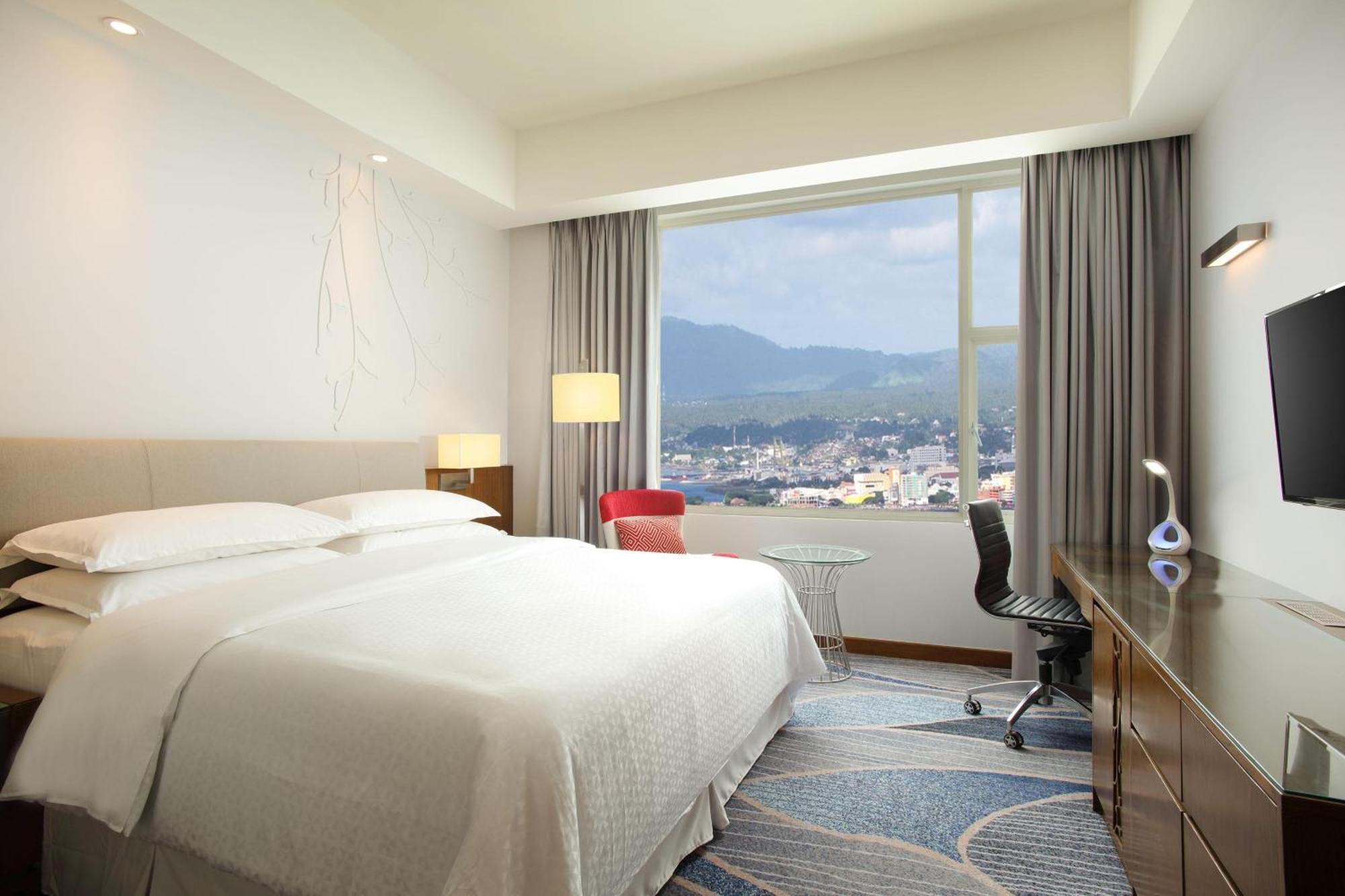 Four Points By Sheraton מנאדו מראה חיצוני תמונה